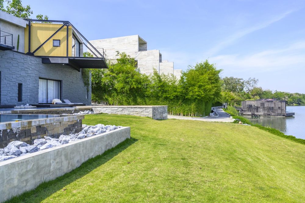 Backyard Overlooking River Houses with Swimming Pool - HDRi Maps and ...