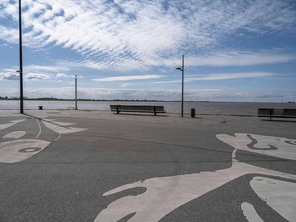 Bremen Harbor Black and White Reflections HDRi Maps and Backplates