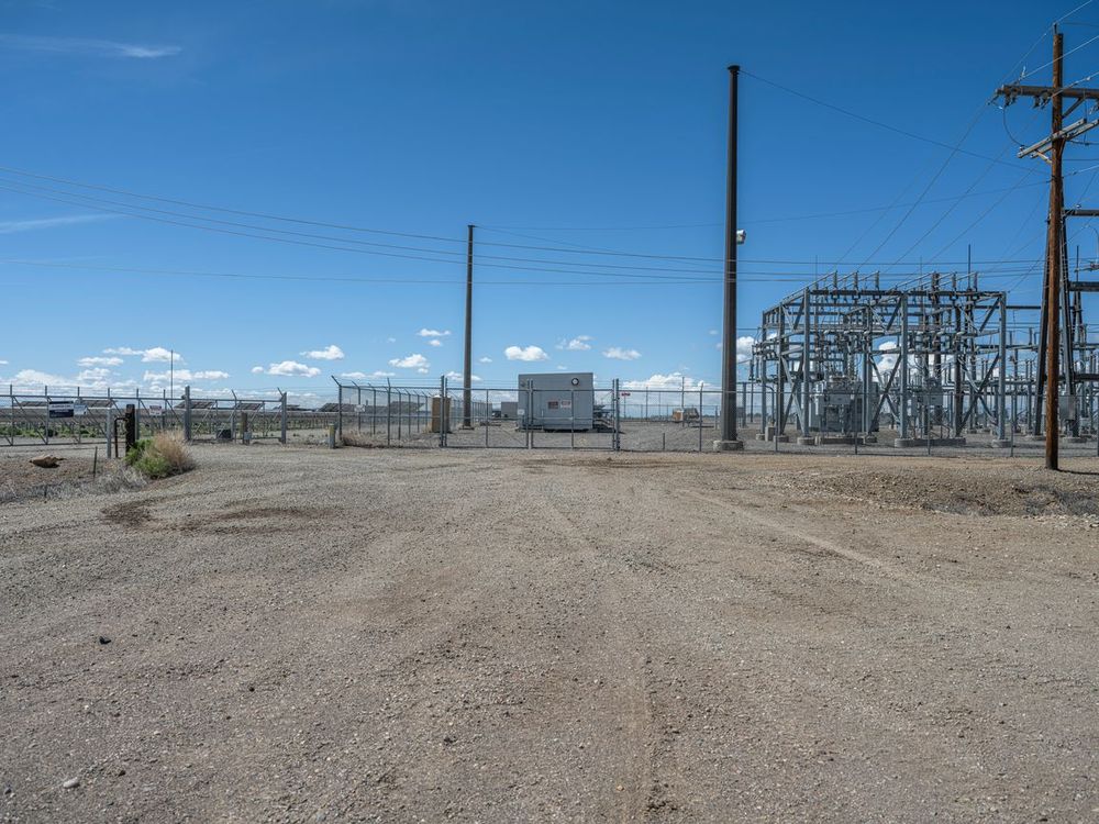 Colorado's Open Spaces and Dirt Roads - HDRi Maps and Backplates