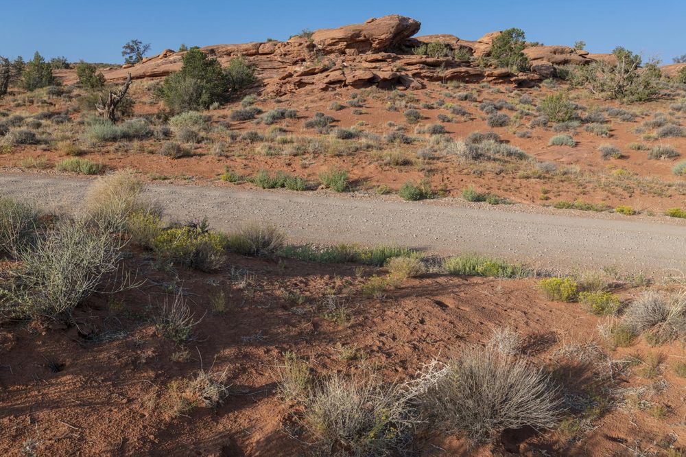 Desert Landscape in Utah: Mountain Landforms - HDRi Maps and Backplates