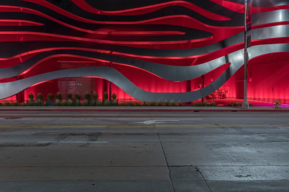 Futuristic Architecture: Office Building in the City - HDRi Maps and ...