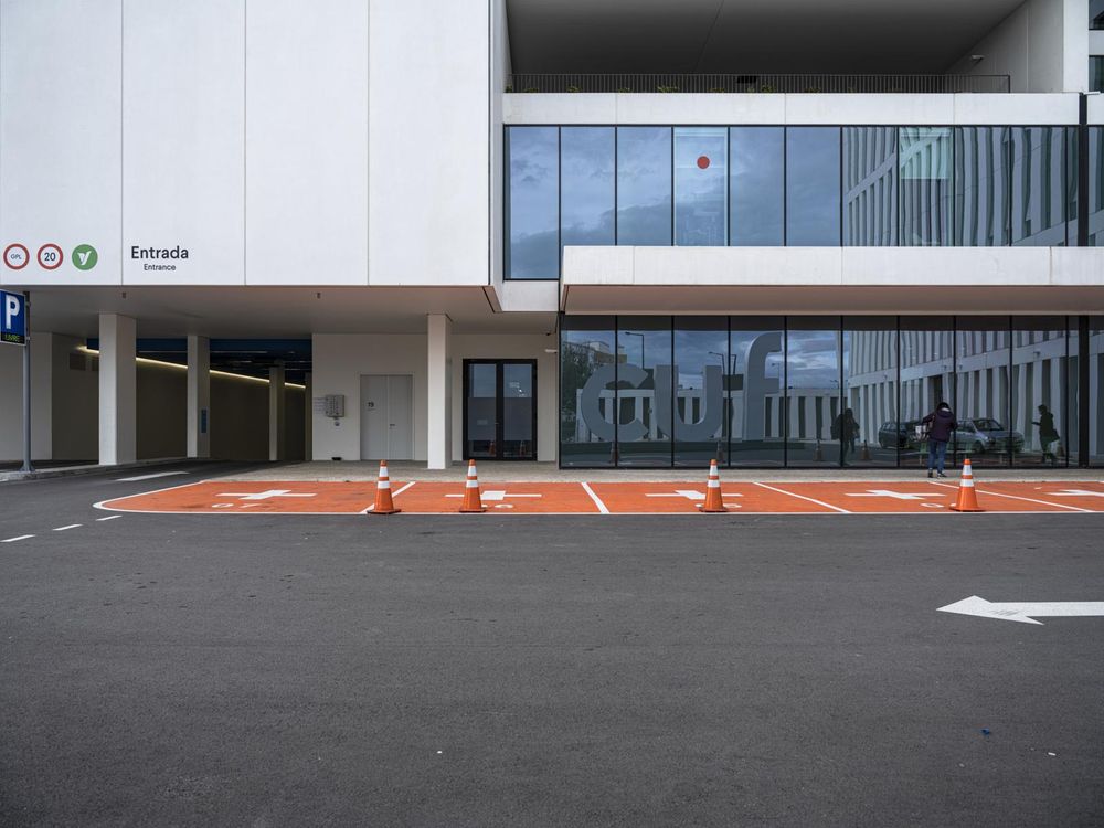 Lisbon Business District Office Building