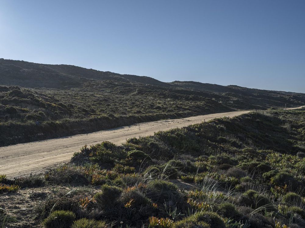 Portugal's Grassy Terrain And Majestic Mountains - Hdri Maps And Backplates