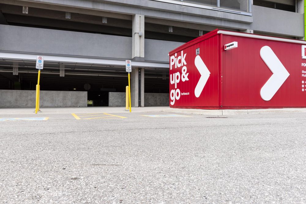 Red Signage: Living the City Life in Ontario, Canada - HDRi Maps and