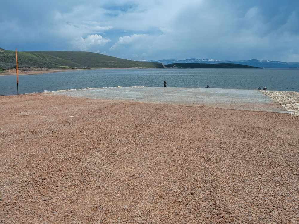 Utah Landscape: Boat Ramp and Lake in the USA - HDRi Maps and Backplates