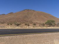 African Desert Landscape - Endless Road Asphalt 001