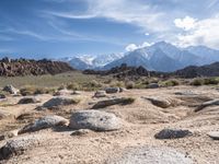 Alabama Hills Dirt Road: Californian Desert Landscape