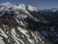 Alps Mountains: Glacial Views and Tourist Attraction