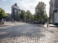 Amsterdam: City Life under Clear Skies