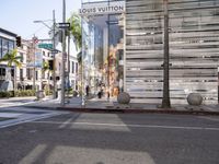 Asphalt Road to Los Angeles Shopping