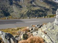 Austrian Highlands: Clear Sky and a Stunning Lake View