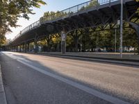 Autumn in Berlin: City Road Bridge 001