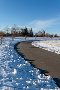 Autumn Road in Canada: A Stunning Landscape