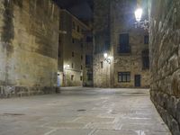 Barcelona Alleyway: Historic Architecture in the City