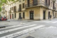 Barcelona City Streets: Exemplifying Urban Design