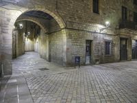 Barcelona at Night: Exploring the Historic Architecture of the City