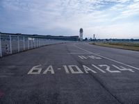 an airport tarmac with the words sao da cidol written on it's markings