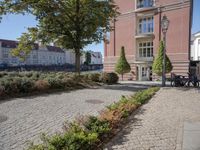 Berlin Architecture: A Home or a House?
