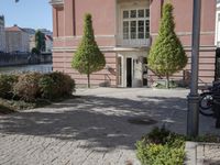 Berlin Architecture: A Home or a House?