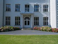 Berlin Classic Villa with Green Grass