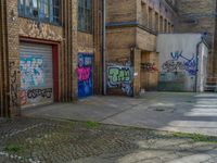 Berlin Graffiti: Art District's Urban Design