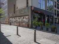 Berlin Neighborhood: Classic Architecture and Street Art
