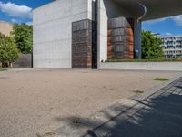 Berlin's Open Space: Under a Clear Sky