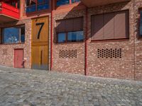 Berlin Residential Courtyard with Modern Design