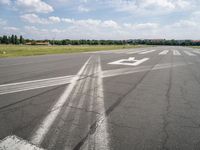 Berlin Road Landscape: Asphalt Under Clear Skies