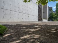 Berlin Urban Design: Clear Sky in European Setting