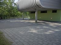 Berlin's Urban Walkways: Exploring the Business District