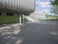 Berlin's Urban Walkways: Exploring the Business District