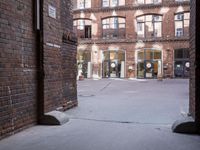 Berlin's Business District: Brick Wall Cafe 004