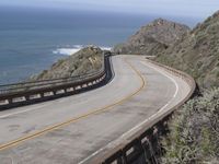 Big Sur: Ocean Views and Mountain Landscapes