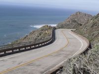 Big Sur: Ocean Views and Mountain Landscapes