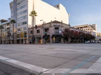 A Bright Day in Los Angeles with Clear Skies