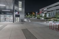 Toronto's Business District: A Vibrant Sight at Night