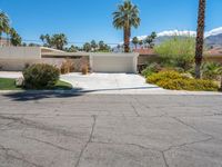 California Architecture: Green Open Space in Palm Springs