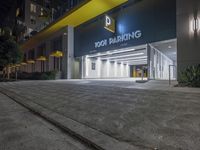 California Architecture: A Stunning Yellow Facade in the City