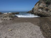 California Coastal Cliff View: A Glimpse of the Open Space