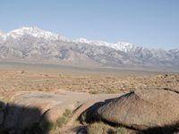 California's Desert Landscape: Clear Skies and Open Spaces