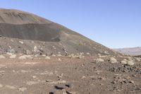 California Desert Landscape: Rocky Cliffs and Open Spaces