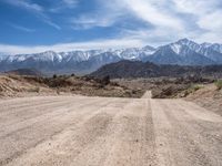California's Dirt Tracks: A Journey Through Alabama Hills
