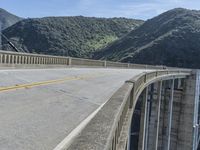 California Highway: A Coastal View