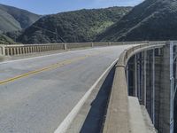 California Highway: A Coastal View