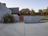 California House with Modern Architecture 003