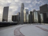 California Metropolis: A High-Rise Building in the City