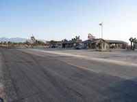 A Roadside Motel in the Heart of Los Angeles