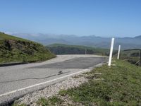 California Mountain Highway: Clear Sky and Stunning Views