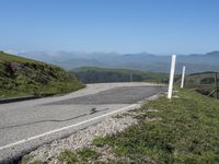 California Mountain Highway: Clear Sky and Stunning Views